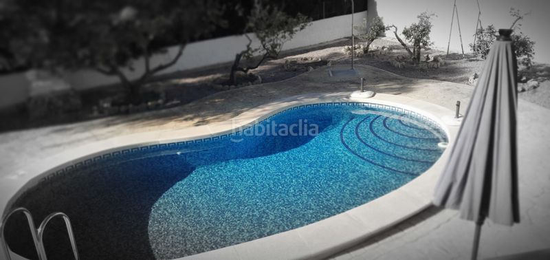 Foto 6d947d76-8168-43ae-866a-d10aa4e18745. Xalet amb xemeneia calefacció aparcament piscina a Rojales