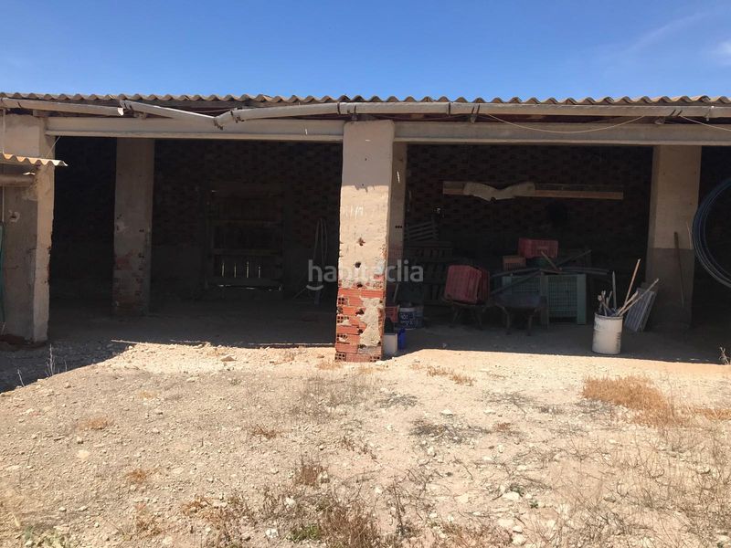 Foto 0f1b3ab1-7280-4be2-a46d-438bf3be996c. Masia amb xemeneia calefacció aparcament a San Fulgencio