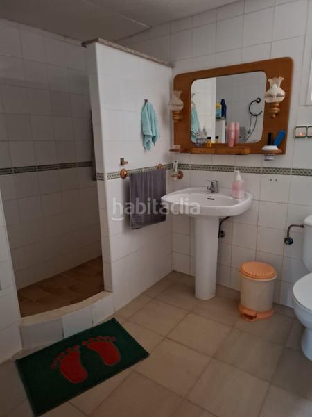 Foto bea57817-b7ae-47e6-8c80-2b2102200688. Masia amb xemeneia aparcament a El Edén Guardamar del Segura