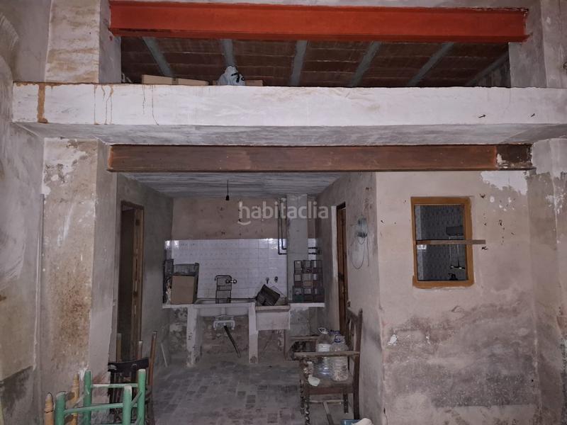 Foto efd00f81-8351-4203-9247-fb456ea6b56c. Casa adossada amb xemeneia aparcament a Dolores