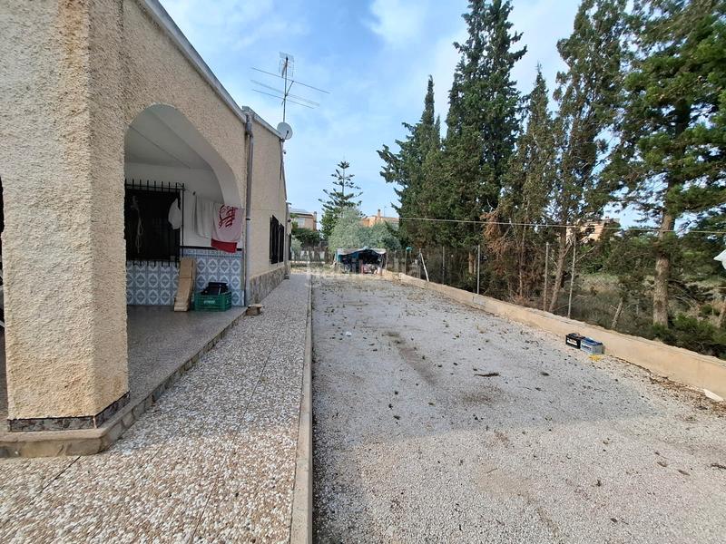 Foto 0bc56736-4753-455b-a3f0-8f126a17db75. Chalet con camino parcheggio in La Algoda - Matola - Llano de San José Elche / Elx