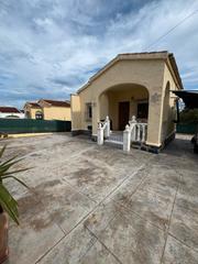 Xalet  Calle santa pola. Casa o chalet independiente en venta en urb. la marina
