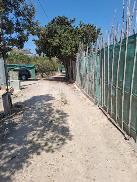 Foto f5c4981a-7af6-4b1c-a376-209aec241aab. Masia amb aparcament a El Moncayo - El Pòrtic Guardamar del Segura