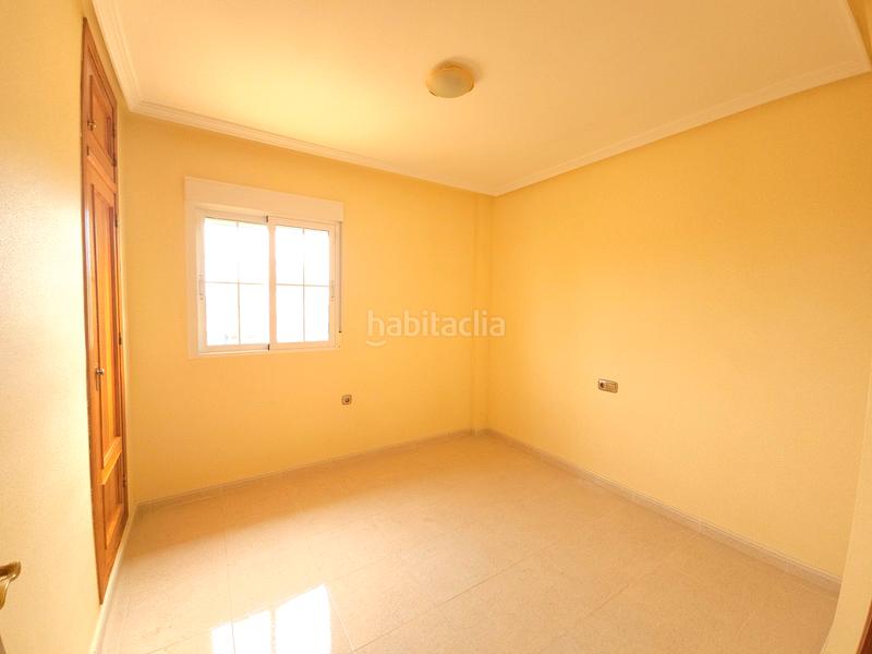 Foto a2a237e5-4b84-4711-8442-4761d0cb2206. Chalet en La Marina Elche / Elx