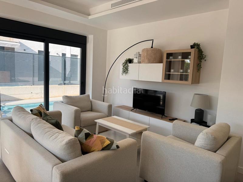 Foto c8e79687-ff3e-40a3-91ce-4a31e3d0723f. Chalet with heating parking pool in San Fulgencio