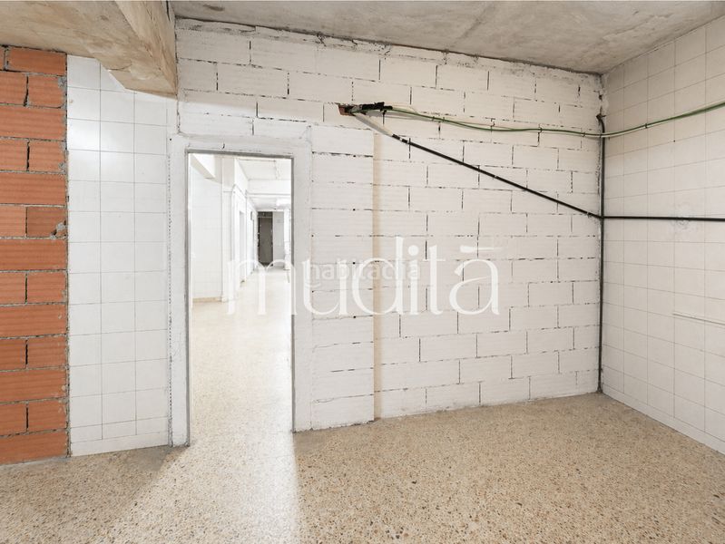 Foto 6aef0dfa-62c4-4076-8305-e8fcd3e814a1. Local comercial a Calella
