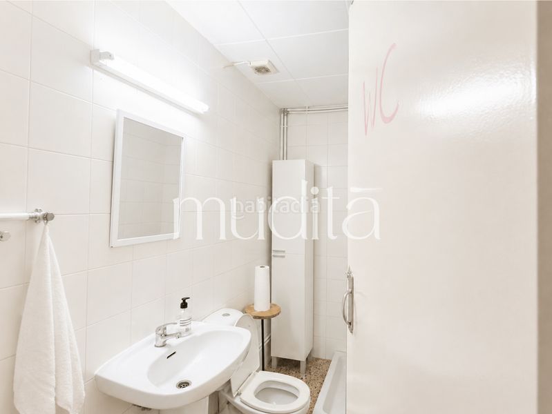 Foto 774feaf8-b124-4a3b-b360-48309699d86a. Local comercial a Calella
