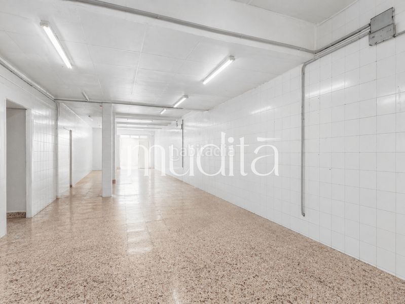 Foto a7145b24-7d9f-4516-8ae5-7fdfad6e29d4. Local comercial a Calella