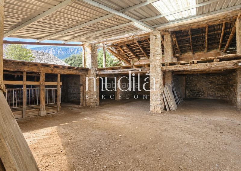 Foto 7a00d8bb-ed03-4f6b-8352-242ec122af33. Masia amb calefacció aparcament a Guardiola de Berguedà