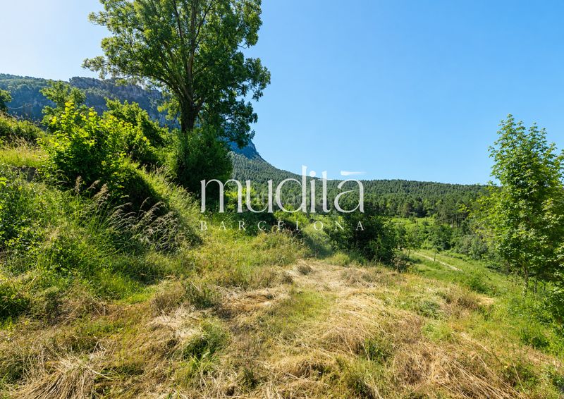 Foto 8e7711af-f5b5-48b9-9a35-1cd61a8bd961. Masia amb calefacció aparcament a Guardiola de Berguedà