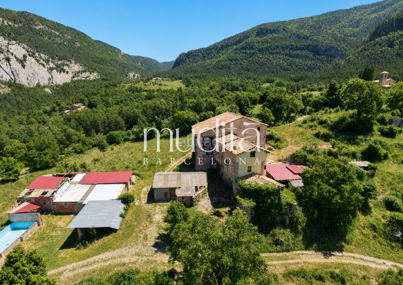 Foto d06a9507-a80e-4596-9d46-2944296e19a3. Masia amb calefacció aparcament a Guardiola de Berguedà