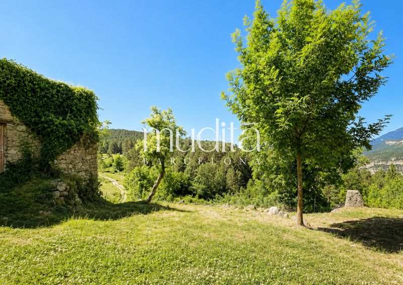 Foto dd2af57f-94ff-4582-ad1d-1c1ee74fb5dd. Masia amb calefacció aparcament a Guardiola de Berguedà