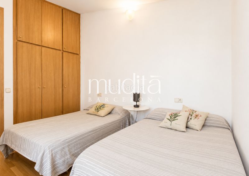 Foto a857d01d-2f9b-4400-a2ef-013a817603c9. Casa amb calefacció aparcament a Llinars del Vallès