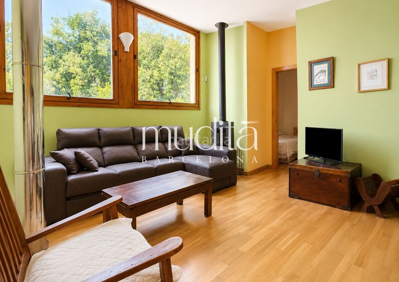 Foto ab32f0c7-28ba-4762-a2c6-bac26b022efd. Casa amb calefacció aparcament a Llinars del Vallès