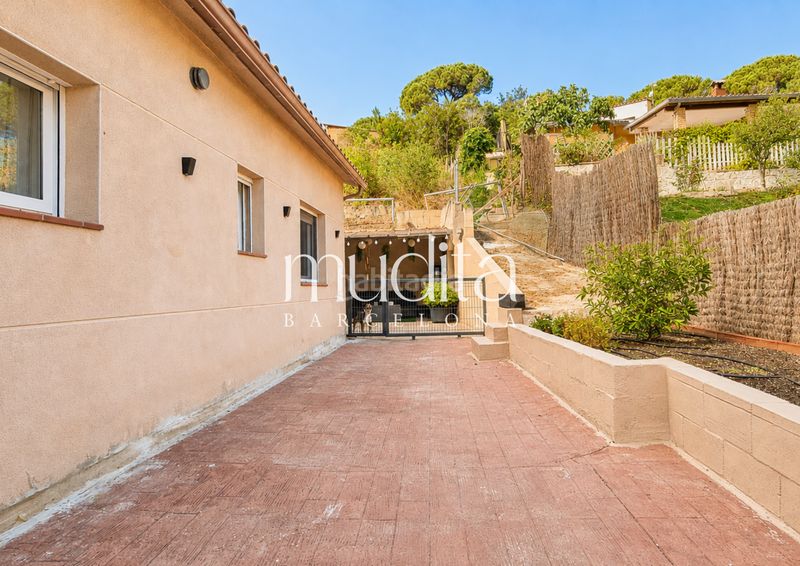 Foto 1b73d088-2bda-409a-8695-9e62d35a0bed. Casa amb calefacció aparcament a Sant Celoni