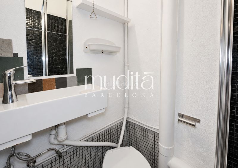 Foto 3cd4baa8-2e53-4116-9496-70a9c21eabc6. Apartament amb calefacció a St. Pere - Sta. Caterina - El Born Barcelona