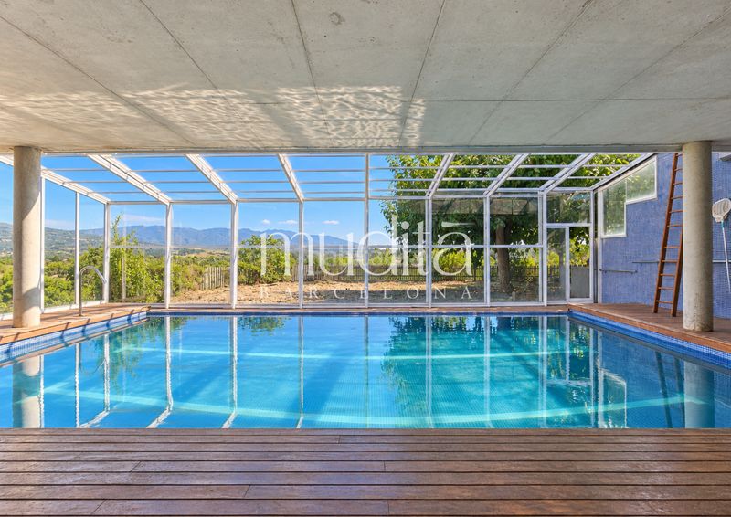 Foto 0fd8edd3-2934-468c-8f78-b98f6963e49e. Casa amb calefacció aparcament piscina a Lliçà d´Amunt