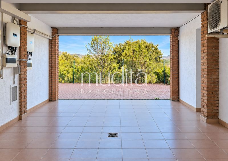Foto 7f5bee8e-e954-4587-aa25-d1451a695196. Casa amb calefacció aparcament piscina a Lliçà d´Amunt