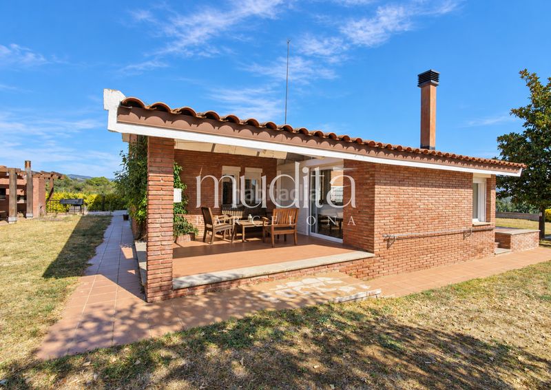 Foto 966aa706-e357-4ef8-bc7e-ce8d87153aba. Casa amb calefacció aparcament piscina a Lliçà d´Amunt