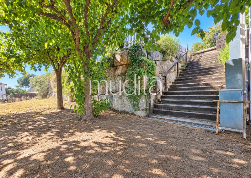 Foto d2620ce1-a07e-409e-9dd6-274db2b32551. Casa amb calefacció aparcament piscina a Lliçà d´Amunt