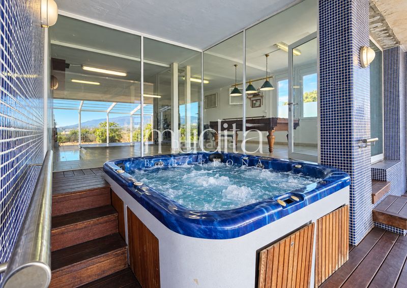 Foto dc81c67c-9dd8-4123-b877-04dc0a05a824. Casa amb calefacció aparcament piscina a Lliçà d´Amunt