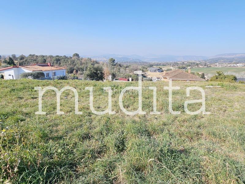 Foto 9850f1e4-2be2-49ae-9805-cd8f6a95a7c9. Residential plot in Ametlla del Vallès (L´)