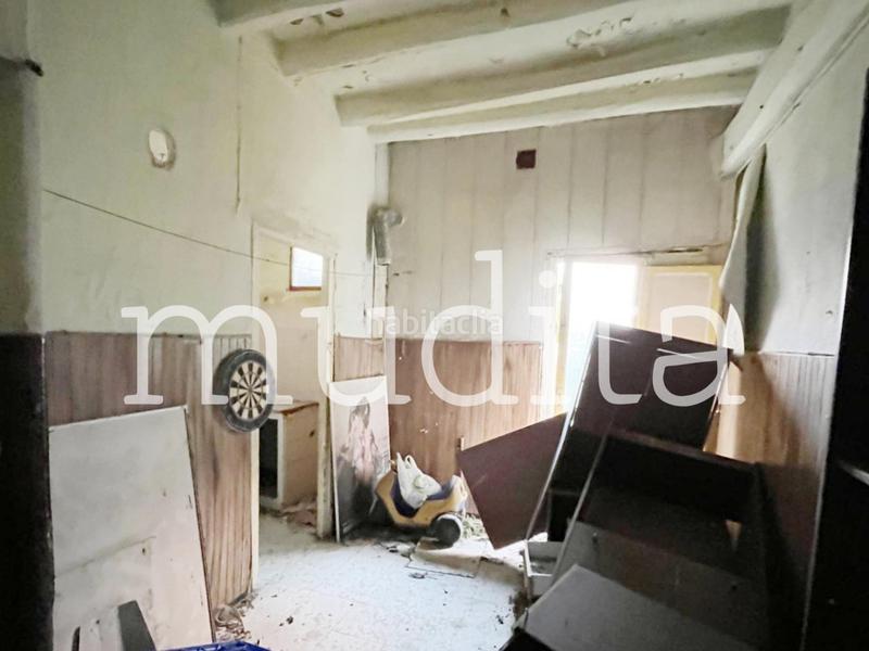 Foto 30c4ecf8-1dc7-4a11-8d73-22f19bfdabae. Edifici a Manlleu