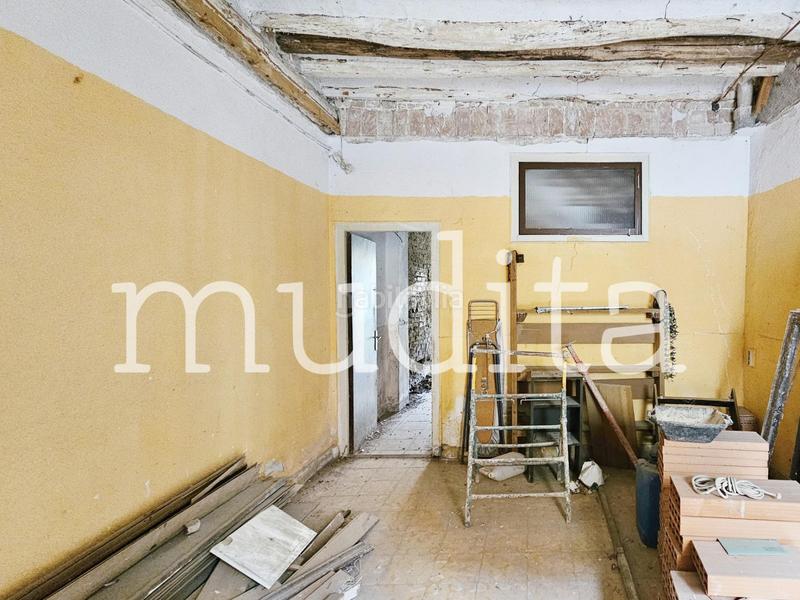 Foto 741b9ce8-c21c-4de6-912b-c9a8ddf5a8a3. Edifici a Manlleu