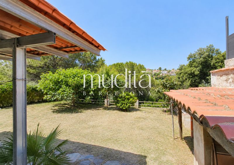 Foto 94f83366-3554-478c-8dde-3f31510e0cc7. Casa amb calefacció aparcament a Urbanitzacions Argentona