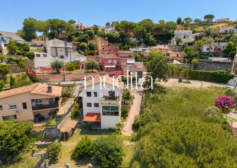Foto e128ef4d-ade3-45c6-9fef-3c8b8d6d498c. Casa amb calefacció aparcament a Urbanitzacions Argentona