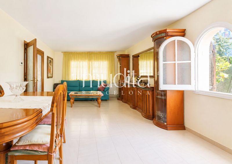 Foto f17f267b-9869-462d-80a6-a1aeafbd40f2. Casa amb calefacció aparcament a Urbanitzacions Argentona