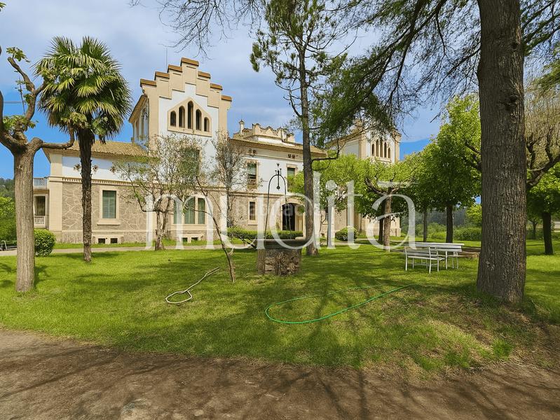 Foto b92f5fc8-171e-44da-b34d-c3c31a69b559. Mas dans Avinyó