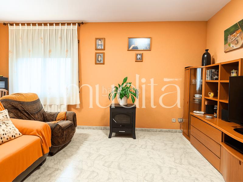 Foto 3362d713-dd91-4c7b-8647-d0afd11c69b1. Masia amb calefacció aparcament a Palau-solità i Plegamans