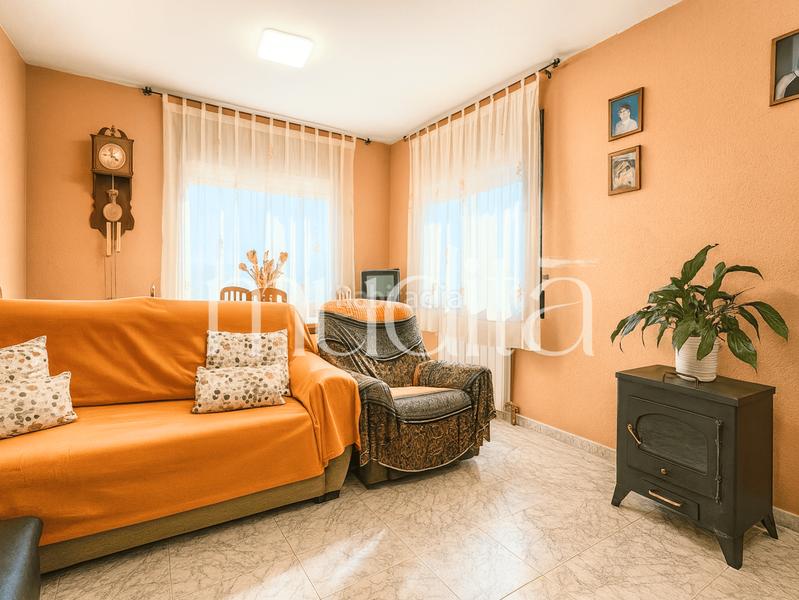 Foto 3f7ec958-b3bc-4293-862d-bd248a39584e. Masia amb calefacció aparcament a Palau-solità i Plegamans