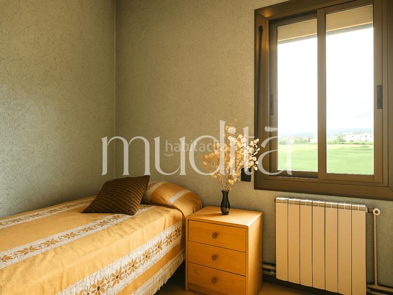 Foto 60786ce1-00fe-428b-a383-9d9c9a44ff39. Masia amb calefacció aparcament a Palau-solità i Plegamans