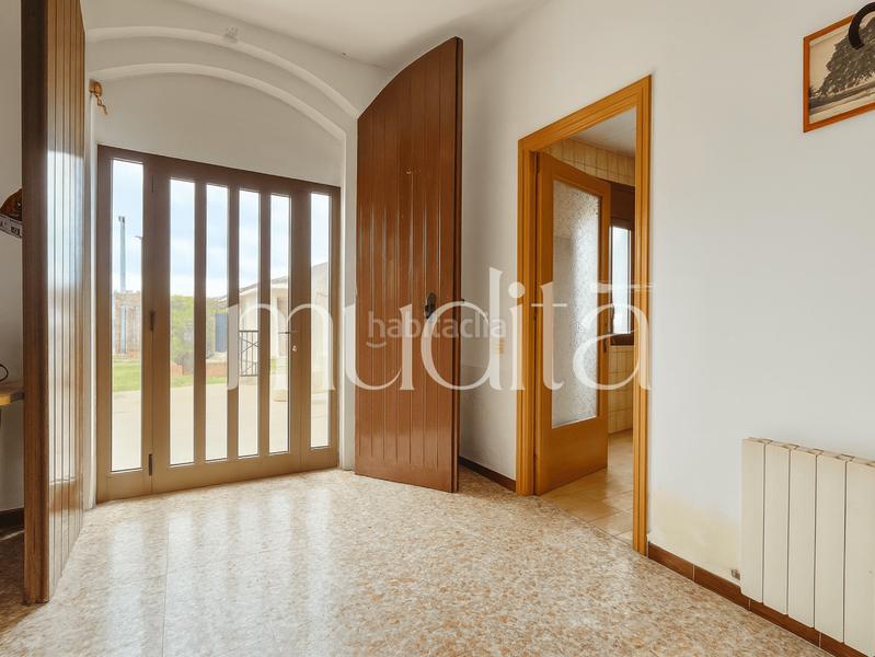 Foto 7561ab10-63b6-4f8f-b4e7-846dd503562e. Masia amb calefacció aparcament a Palau-solità i Plegamans