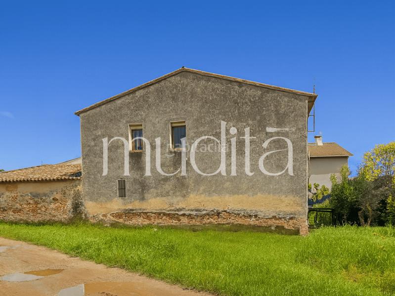 Foto a456cd84-a95f-4754-9947-a29849f67cc3. Masia amb calefacció aparcament a Palau-solità i Plegamans