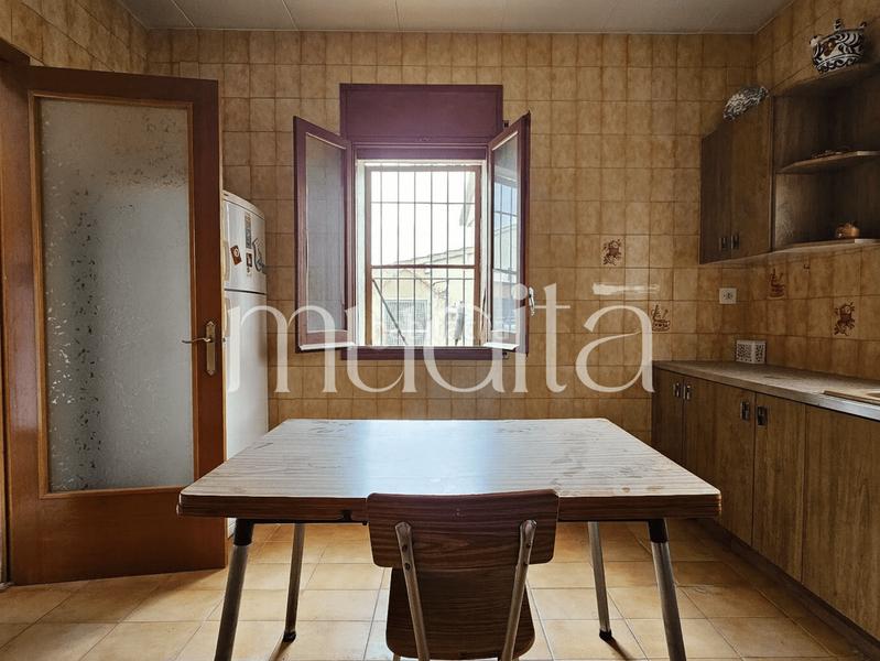 Foto bc48fdf2-7999-412a-a320-b7f63fd49d83. Masia amb calefacció aparcament a Palau-solità i Plegamans