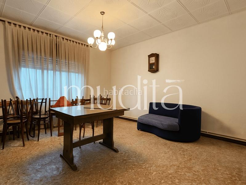 Foto e6db1bde-ca7e-4db4-b839-7fbc5fc760ff. Masia amb calefacció aparcament a Palau-solità i Plegamans