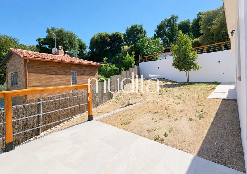 Foto 76429570-c719-4fa6-a639-2cffd428b9cf. Casa amb calefacció aparcament piscina a Sant Cebrià de Vallalta