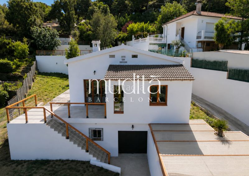 Foto b22bc92b-b570-4859-9f58-5381b0bec512. Casa amb calefacció aparcament piscina a Sant Cebrià de Vallalta