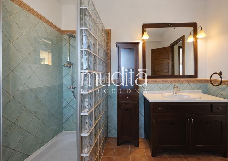 Foto 0cd5186a-38c7-4a76-9101-43c263570fa0. Casa con riscaldamento parcheggio piscina in Nucli Urbà Argentona