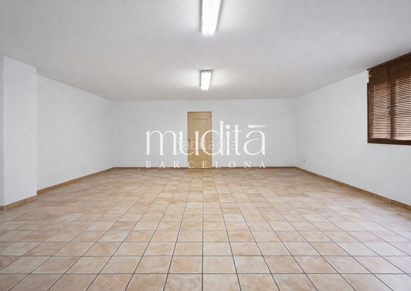 Foto ac2e0cac-25b8-4f63-957b-94393f52e477. Casa con riscaldamento parcheggio piscina in Nucli Urbà Argentona