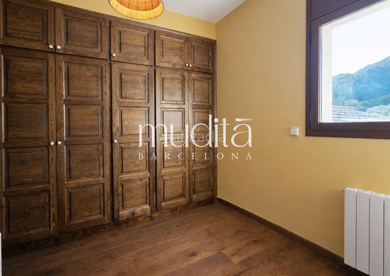 Foto b6d442f7-a06b-4cba-bba9-c15c1d79a7e8. Casa con riscaldamento parcheggio piscina in Nucli Urbà Argentona