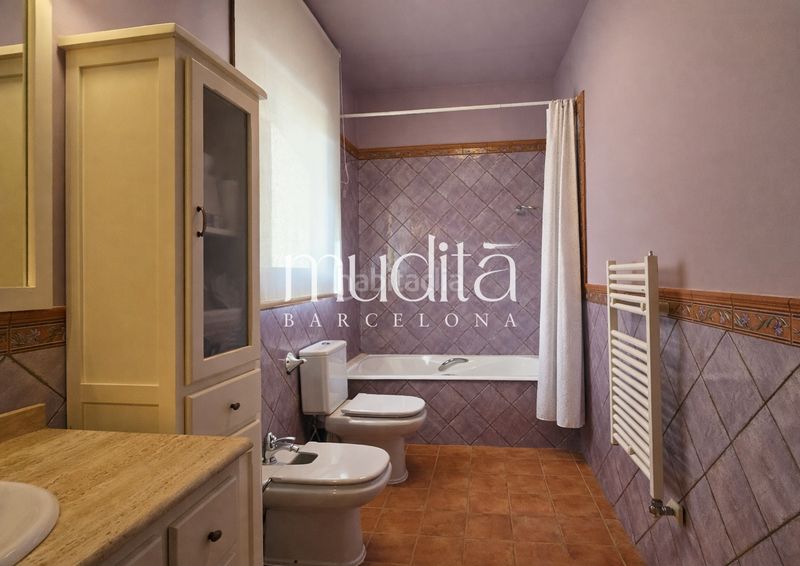 Foto d228b913-4205-42b8-bae2-b0ae5962c510. Casa con riscaldamento parcheggio piscina in Nucli Urbà Argentona