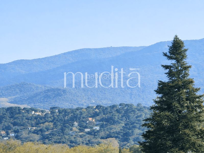 Foto 40fa4c4b-59a7-4cf5-b0da-ff2e61e0f8f2. Terreny residencial a Campins