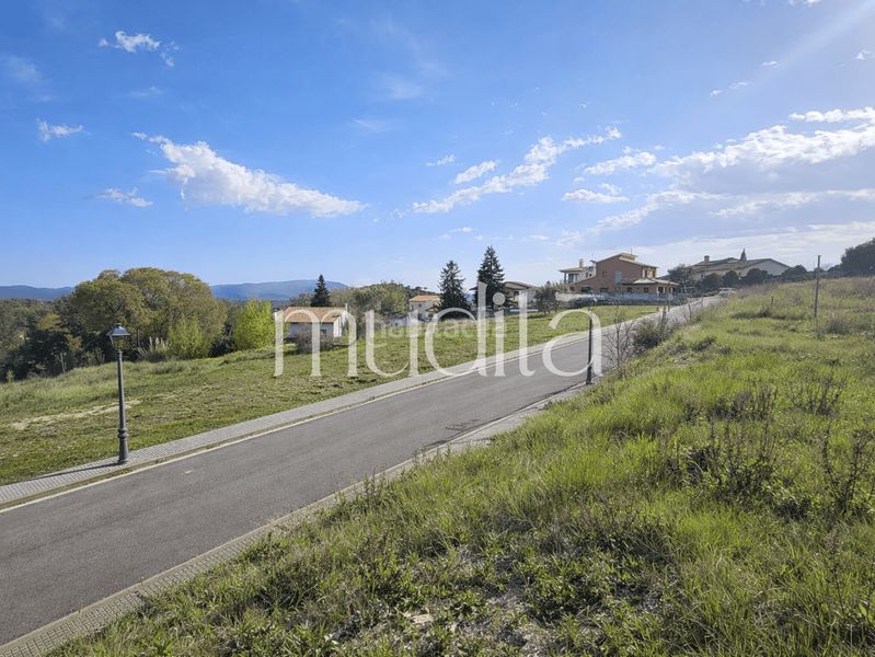 Foto bde19b5a-3752-4542-a1d2-0e6a4aec9d33. Terreny residencial a Campins