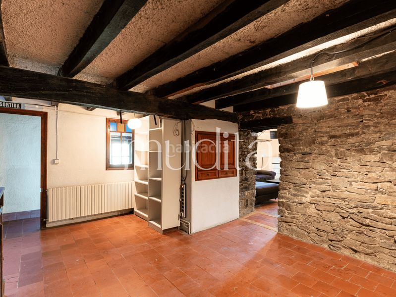 Foto 6bc85aa4-06c2-4c73-b243-8950927f891d. Masia amb calefacció aparcament a Tavertet