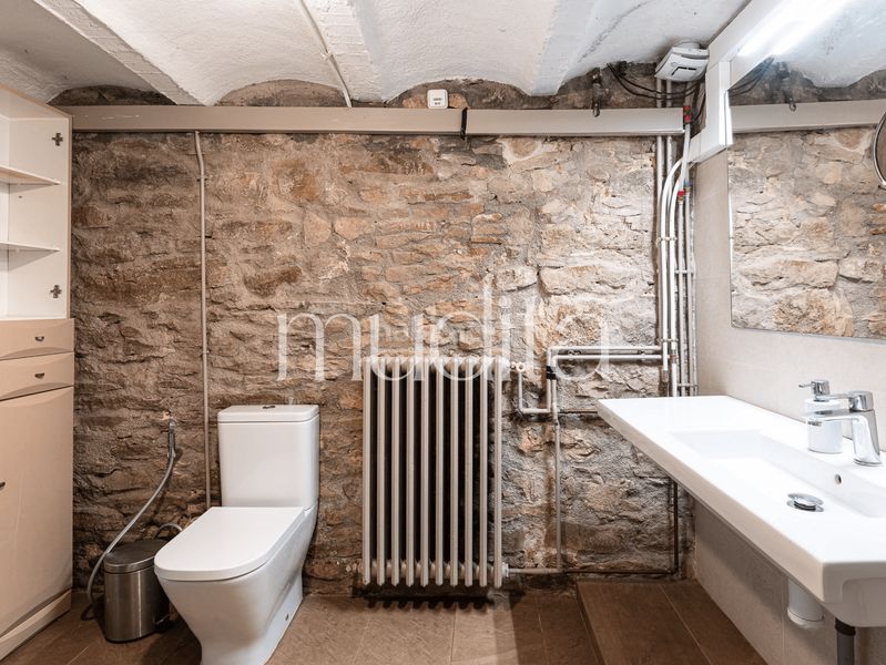 Foto 77818f27-a28f-4779-887a-3eb13b4e770f. Masia amb calefacció aparcament a Tavertet