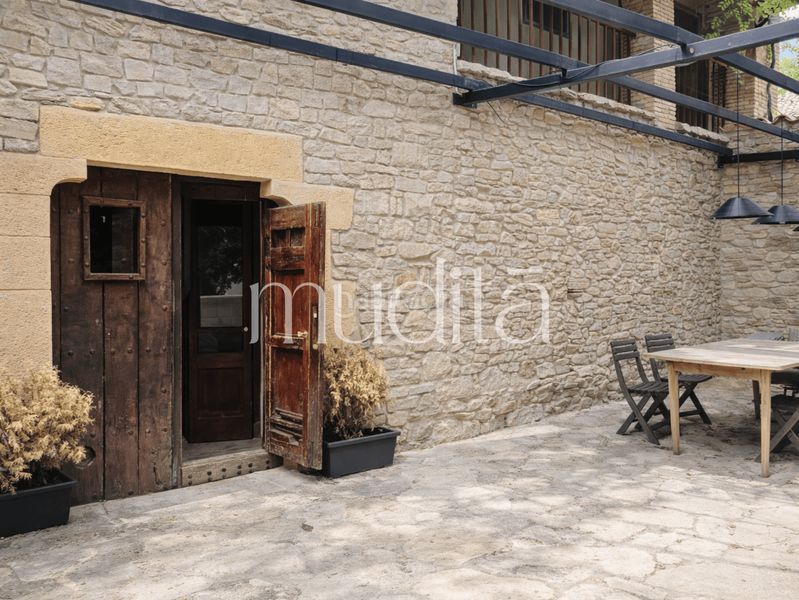 Foto 7a6b33e6-2c39-4ff8-bd15-baedc03fd603. Masia amb calefacció aparcament a Tavertet